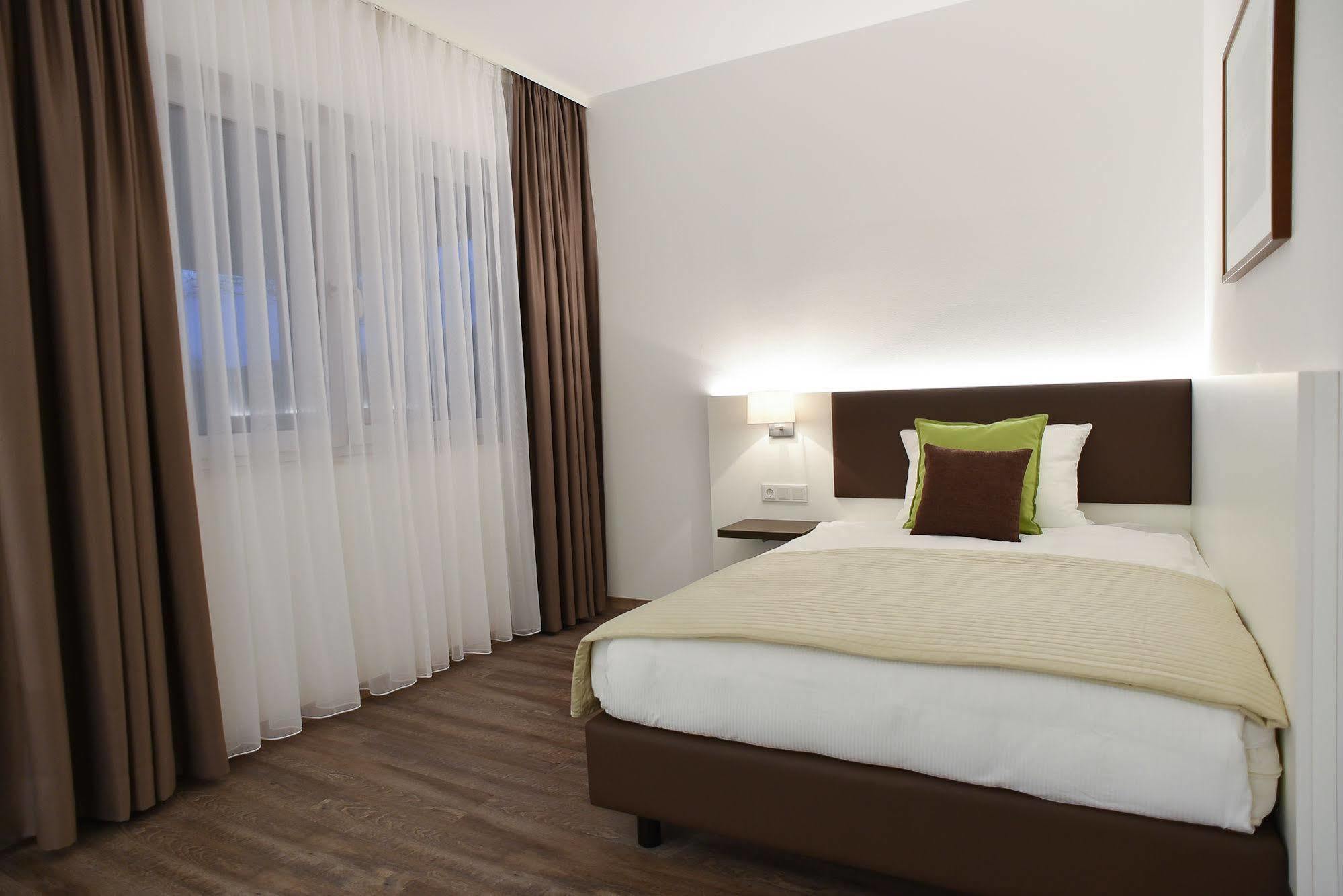 Guesthouse Lichtenau Nussloch Екстер'єр фото